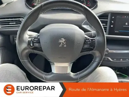 Photo 17 Peugeot 308  1.6 BlueHDi 100ch S&S BVM5