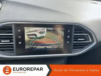 Photo 16 Peugeot 308  1.6 BlueHDi 100ch S&S BVM5