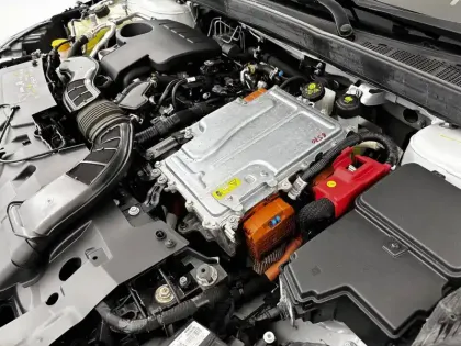 Photo 21 Renault Megane Mégane IV Estate E-TECH Plug-In Hybride 160 - 21N