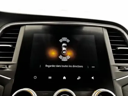 Photo 19 Renault Megane Mégane IV Estate E-TECH Plug-In Hybride 160 - 21N