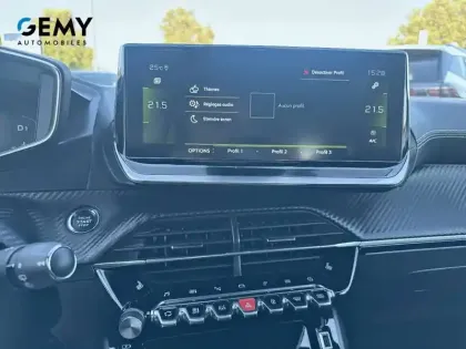 Photo 16 Peugeot 208  PureTech 130 S&S EAT8