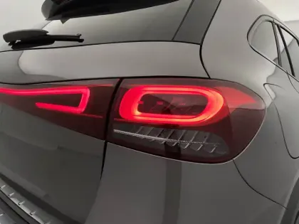 Photo 49 Mercedes EQA  250