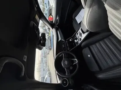 Photo 21 Alfa Romeo Giulia  2.2 160 ch AT8