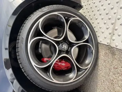 Photo 36 Alfa Romeo Giulia  2.2 160 ch AT8