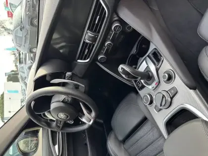 Photo 40 Alfa Romeo Giulia  2.2 160 ch AT8