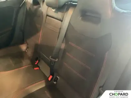 Photo 18 Mercedes Classe A  200 d 8G-DCT