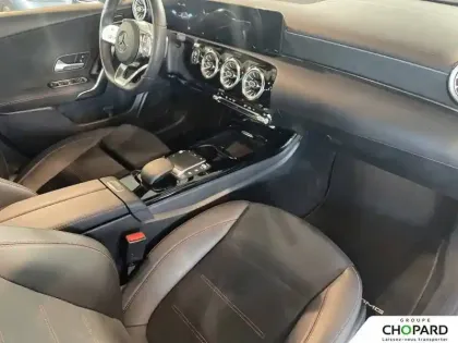 Photo 12 Mercedes Classe A  200 d 8G-DCT