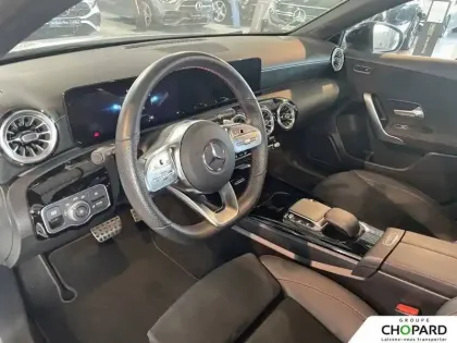 Photo 1 Mercedes Classe A  200 d 8G-DCT
