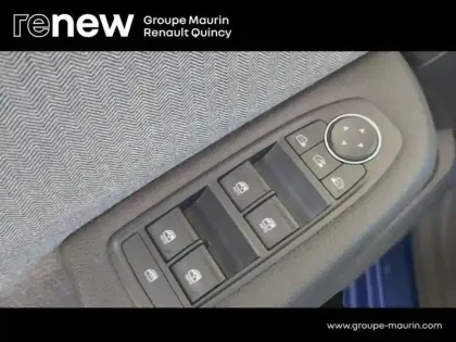 Photo 9 Renault Clio  1.6 E-Tech 145ch full hybrid Techno - 24