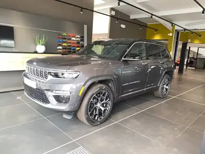 Photo Jeep Grand Cherokee Summit Reserve