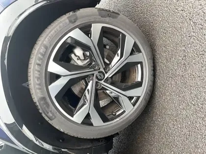 Photo 32 Renault Espace  E-Tech full hybrid 200 GSR2