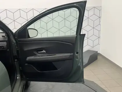 Photo 20 Dacia Sandero  ECO-G 100 GSR2