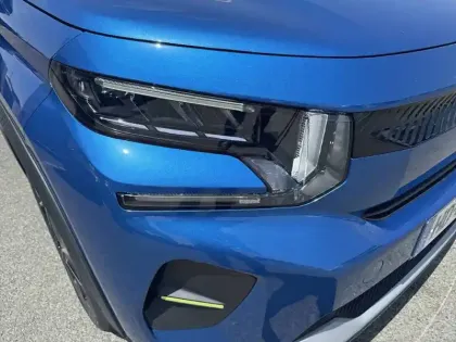 Photo 15 Citroën C3  Hybride 110 e-DCS6