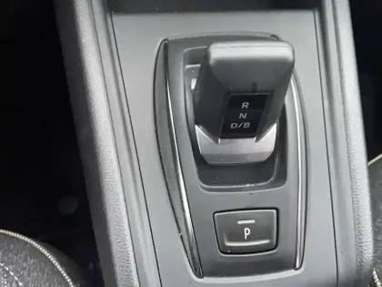 Photo 24 Renault Captur  E-Tech full hybrid 160 ch