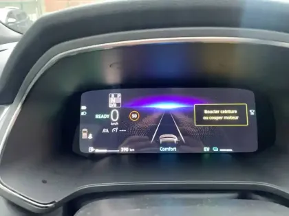 Photo 18 Renault Captur  E-Tech full hybrid 160 ch