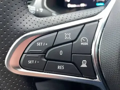 Photo 14 Renault Captur  E-Tech full hybrid 160 ch