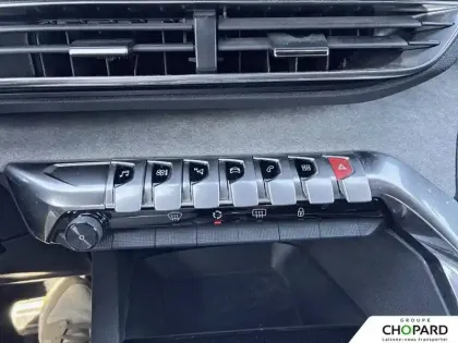 Photo 13 Peugeot 5008  PureTech 180ch S&S EAT8