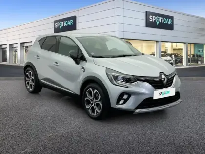 Photo 28 Renault Captur  E-Tech full hybrid 145 Techno
