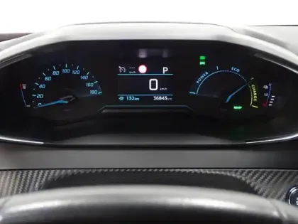 Photo 14 Peugeot 2008  e- 136ch Style