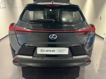 Photo 3 Lexus UX  300e Pack