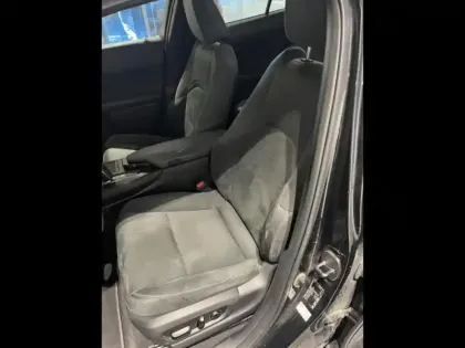 Photo 10 Lexus UX  300e Pack