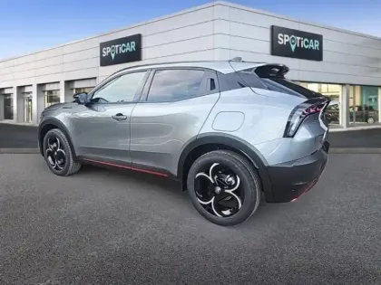 Photo 6 Alfa Romeo Junior  1.2 Ibrida 145ch Speciale e-DCT6