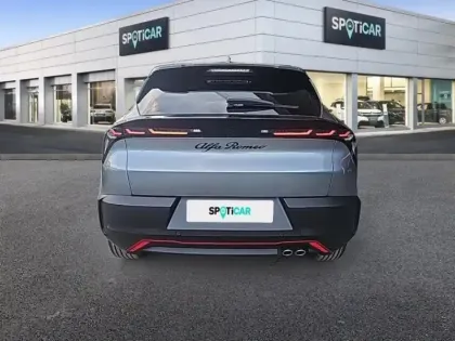 Photo 4 Alfa Romeo Junior  1.2 Ibrida 145ch Speciale e-DCT6