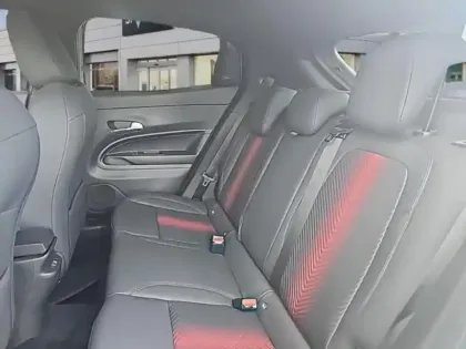 Photo 9 Alfa Romeo Junior  1.2 Ibrida 145ch Speciale e-DCT6