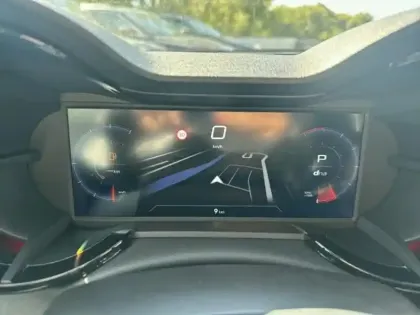 Photo 9 Alfa Romeo Junior  1.2 Ibrida 145ch Speciale e-DCT6