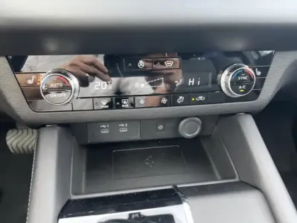 Photo 14 Mitsubishi Outlander  2.4 PHEV 306ch Intense 4WD