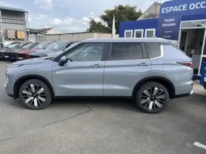 Photo 7 Mitsubishi Outlander  2.4 PHEV 306ch Intense 4WD