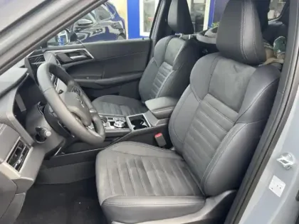 Photo 10 Mitsubishi Outlander  2.4 PHEV 306ch Intense 4WD