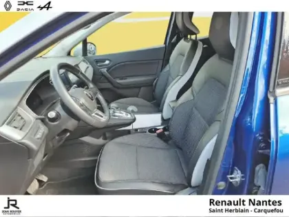 Photo 12 Renault Captur  1.6 E-Tech hybride rechargeable 160ch Intens -21