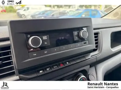 Photo 18 Renault Trafic  Fg L1H1 3T 2.0 Blue dCi 130ch Confort