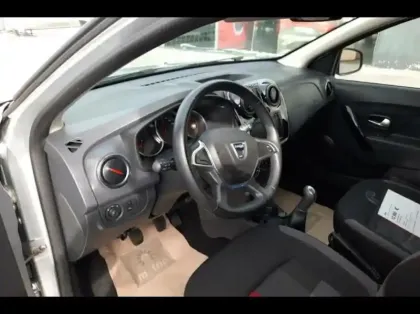 Photo 8 Dacia Sandero  1.5 Blue dCi 95ch Techroad