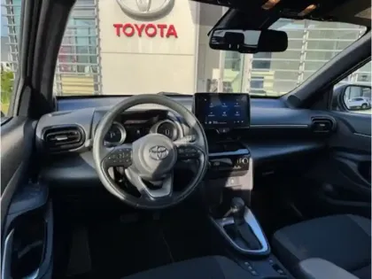 Photo 24 Toyota Yaris Hybride 1.5 116H Design MY22