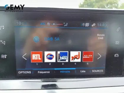 Photo 13 Peugeot 2008  BlueHDi 100 S&S BVM6