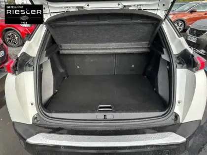 Photo 5 Peugeot 2008  PureTech 155 S&S EAT8