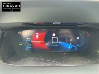 Photo 10 Peugeot 2008  PureTech 155 S&S EAT8