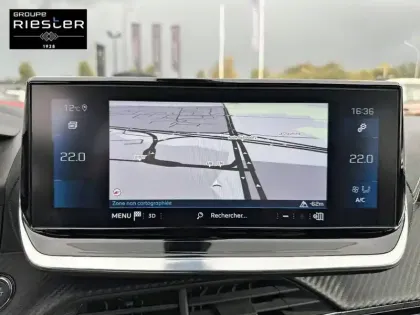 Photo 14 Peugeot 2008  PureTech 155 S&S EAT8