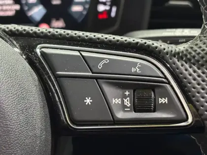 Photo 17 Audi A1  Sportback 30 TFSI 116 ch S tronic 7