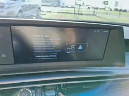 Photo 23 Peugeot 3008  Hybrid 145 e-DCS6