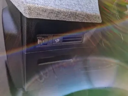 Photo 17 Peugeot 3008  Hybrid 145 e-DCS6