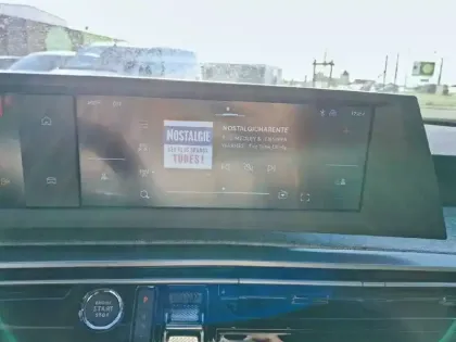 Photo 20 Peugeot 3008  Hybrid 145 e-DCS6