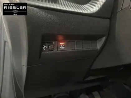 Photo 18 Peugeot 208  PureTech 75 S&S BVM5