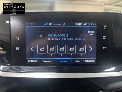 Photo 19 Peugeot 208  PureTech 75 S&S BVM5