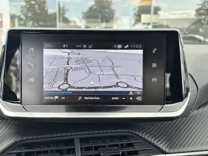 Photo 14 Peugeot 208  PureTech 100 S&S BVM6