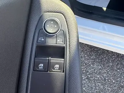 Photo 45 Renault Clio  TCe 90 - 21