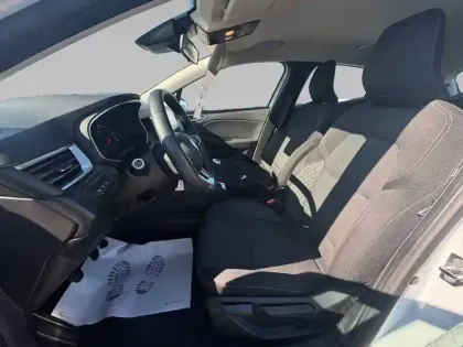 Photo 36 Renault Clio  TCe 90 - 21