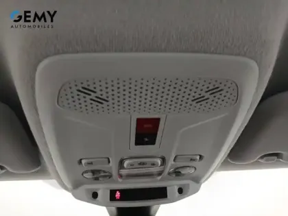 Photo 16 Peugeot 208  ELECTRIQUE 50 KWH 136